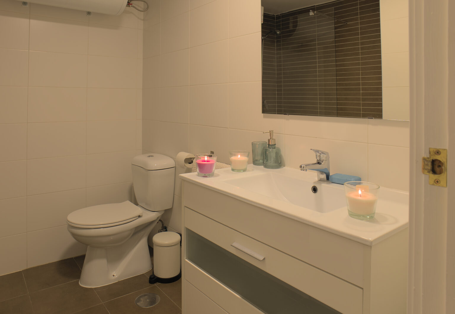 ban╠âo3